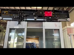 연결과 엘리베이터 랜딩 장치 승객용 엘리베이터 도어 부분